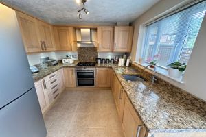 Kitchen- click for photo gallery